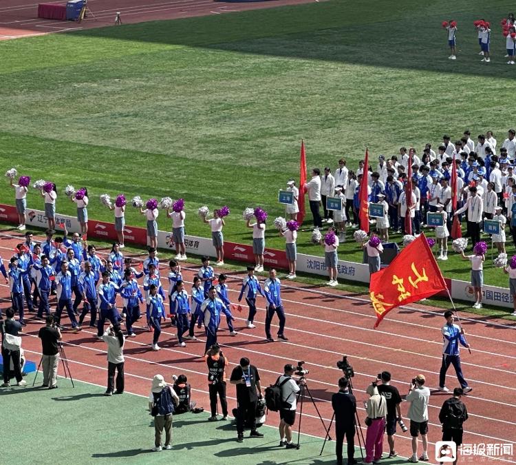 将参加, 本次她又在, 东省代表团