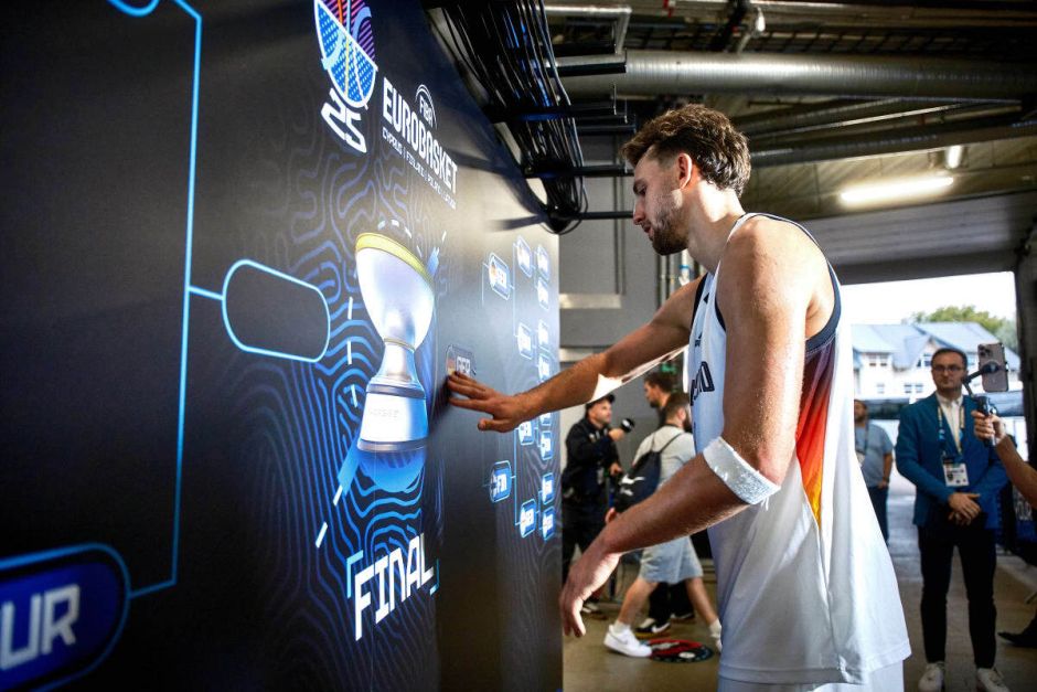 的投篮和三, 力争队史首, 人得分上双