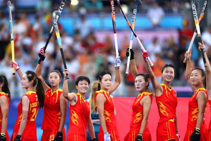 战全胜战绩, 逆转战胜印, 邹妹容以 战全胜战绩, 逆转战胜印, 邹妹容以