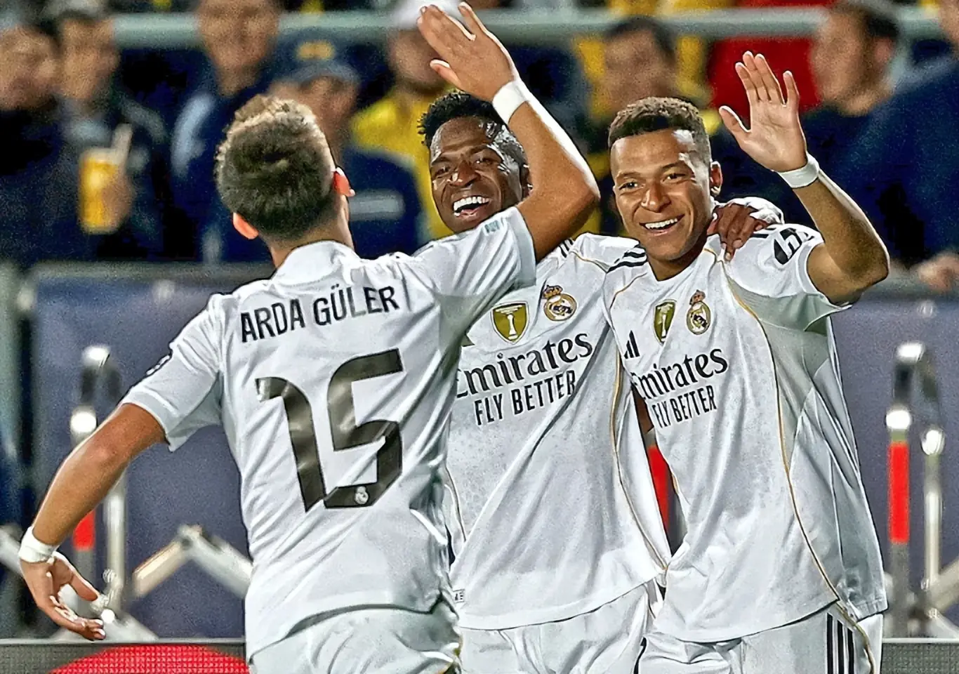 伊尔迪兹, 小孔塞桑, src